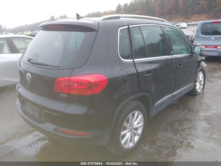 2017 VOLKSWAGEN TIGUAN WOLFSBURG - WVGRV7AXXHW508039