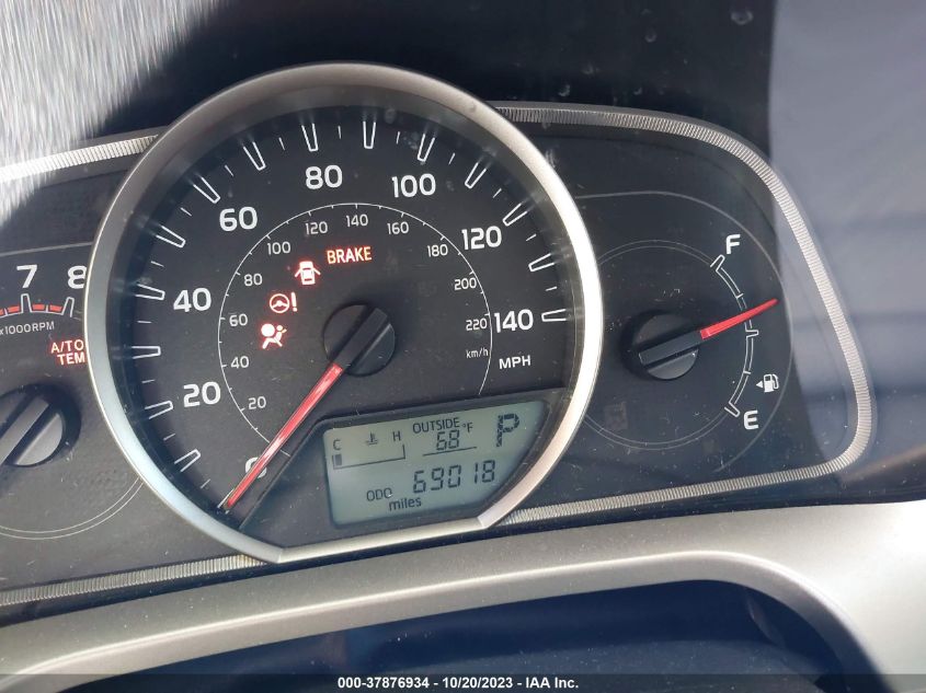 2014 TOYOTA RAV4 LE - JTMBFREV9ED073965