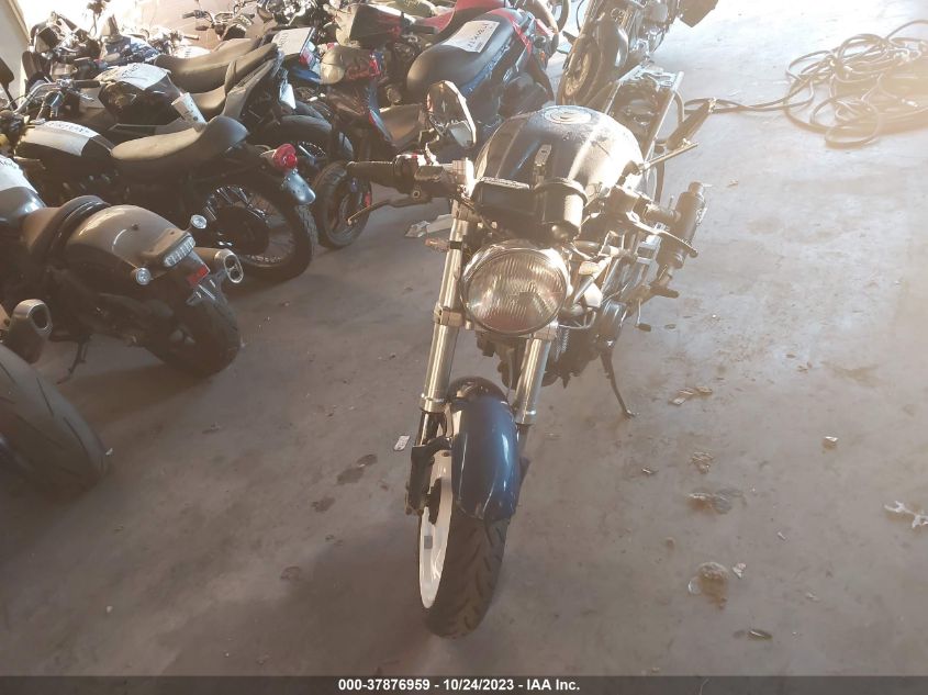 2000 DUCATI M750 ZDM1RC3LXYB007804