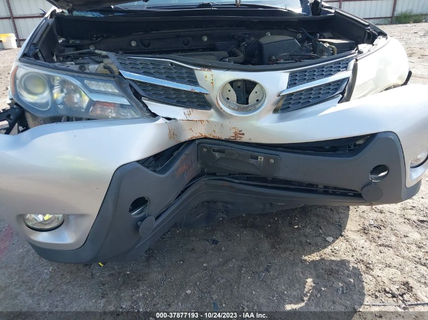 2014 TOYOTA RAV4 LE - JTMZFREVXEJ019865