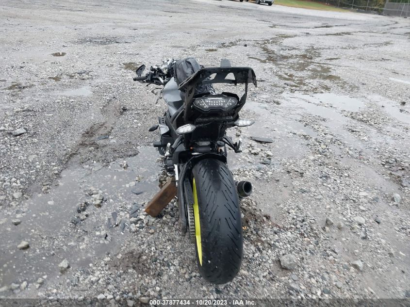 2017 YAMAHA FZ10 - JYARN48E8HA000779