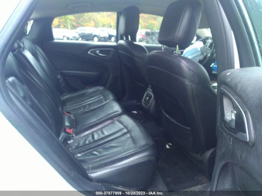 2015 CHRYSLER 200 C - 1C3CCCCB8FN619013