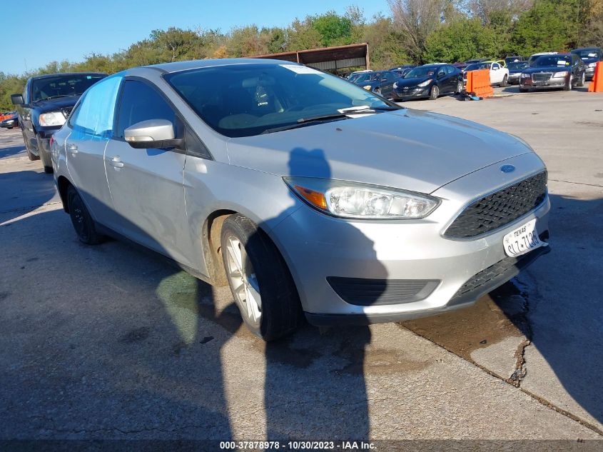 2015 FORD FOCUS SE - 1FADP3F2XFL220136