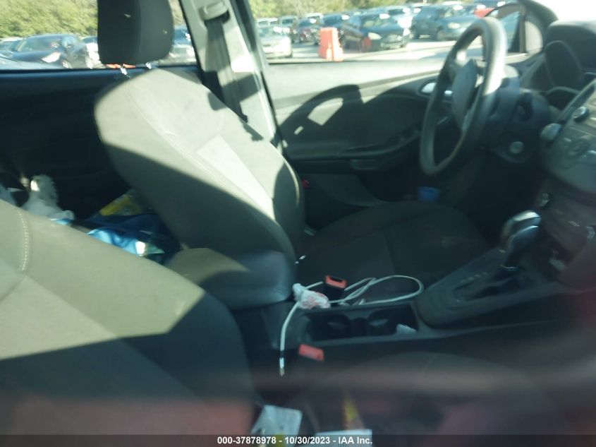 2015 FORD FOCUS SE - 1FADP3F2XFL220136