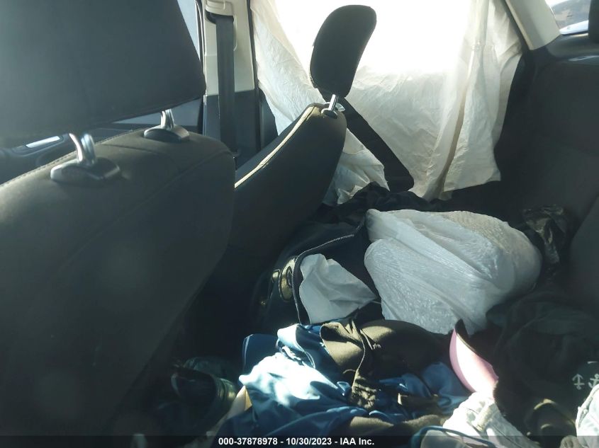 2015 FORD FOCUS SE - 1FADP3F2XFL220136