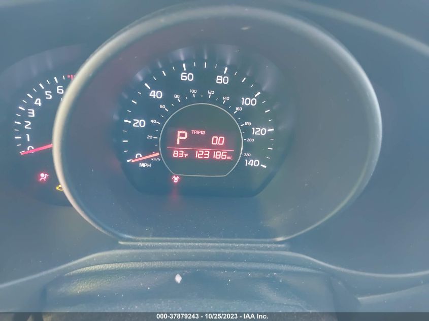 2014 KIA SOUL + - KNDJP3A59E7090470