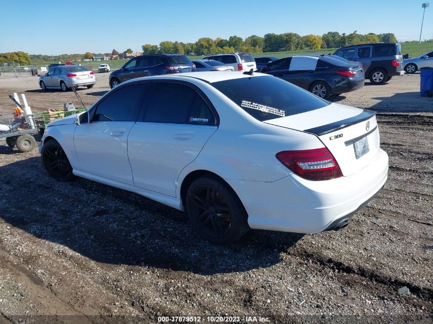 2014 MERCEDES-BENZ C 300 SPORT 4MATIC/LUXURY 4MATIC - WDDGF8AB2EA930808