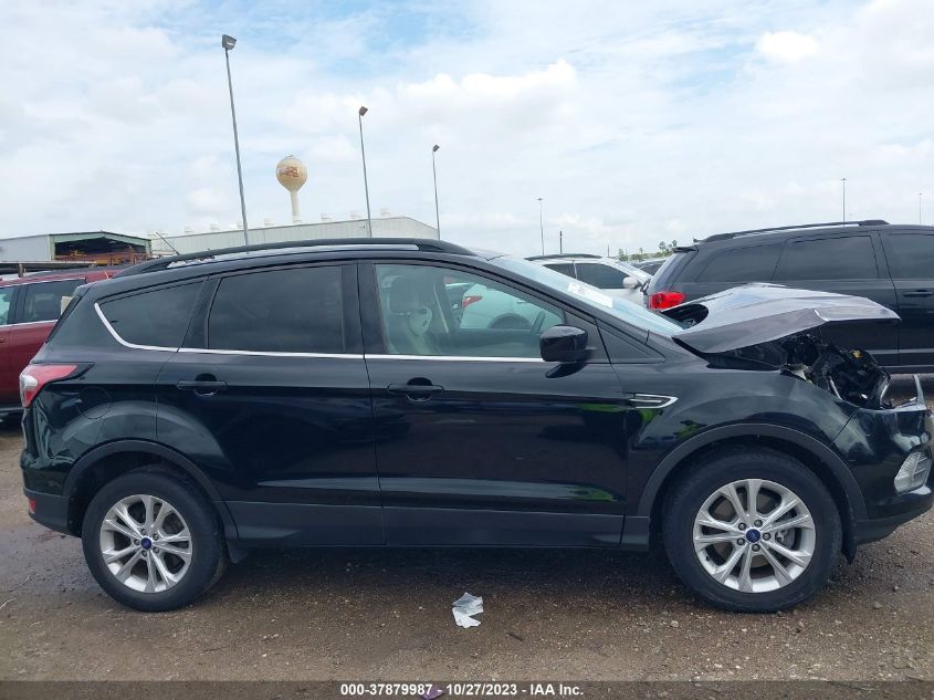 2017 FORD ESCAPE SE - 1FMCU9GD1HUC40544