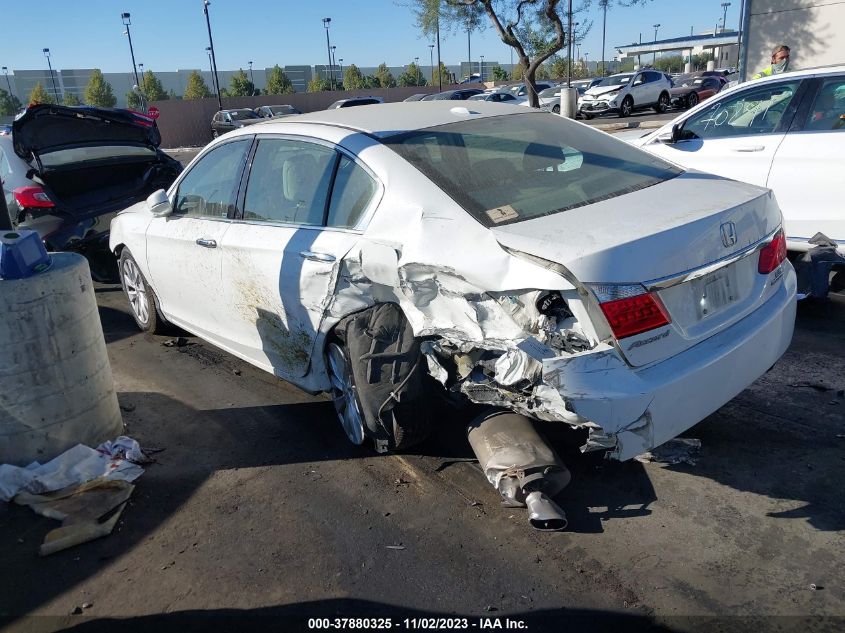 2015 HONDA ACCORD SEDAN TOURING - 1HGCR3F95FA013552