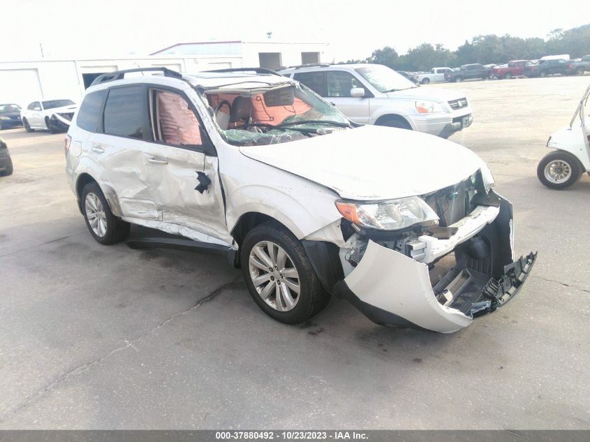 2013 SUBARU FORESTER 2.5X LIMITED - JF2SHAFC4DH438814