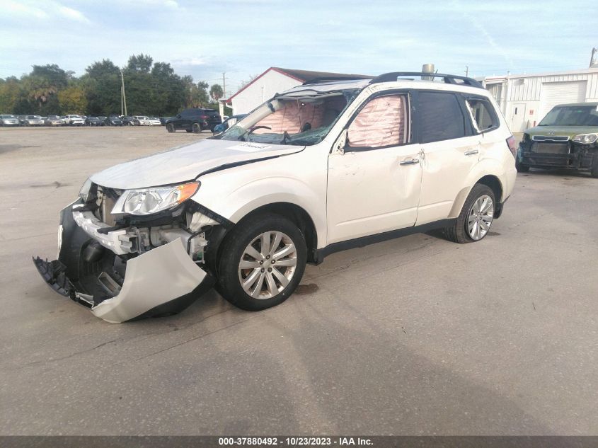 2013 SUBARU FORESTER 2.5X LIMITED - JF2SHAFC4DH438814