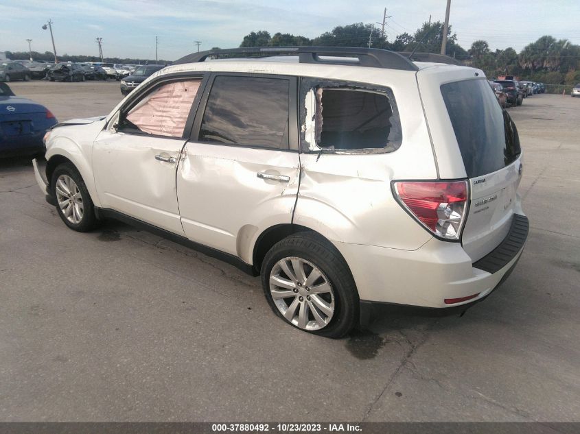 2013 SUBARU FORESTER 2.5X LIMITED - JF2SHAFC4DH438814