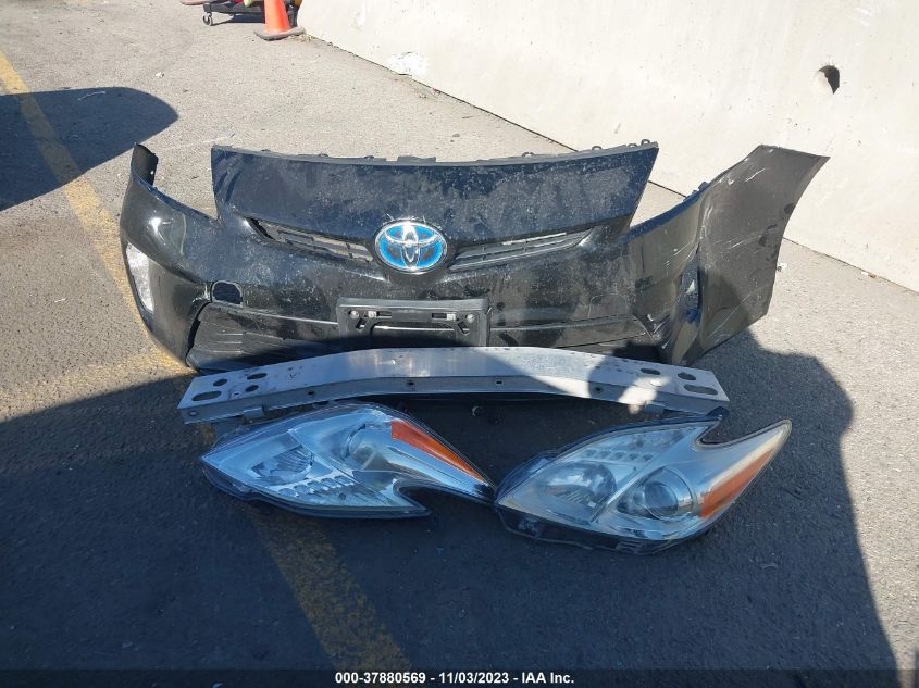 2015 TOYOTA PRIUS FOUR - JTDKN3DU2F1916190