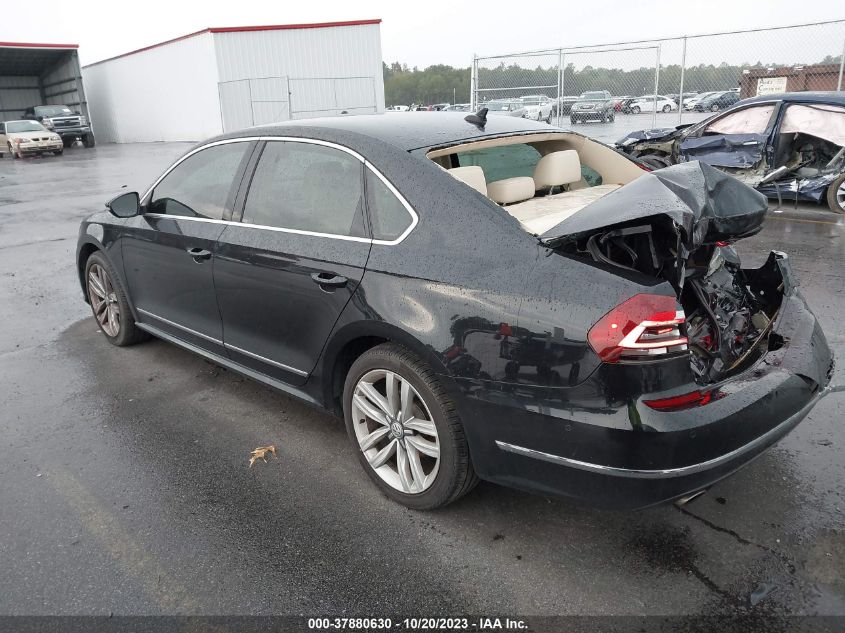 2017 VOLKSWAGEN PASSAT SEL PREMIUM - 1VWCT7A36HC026003