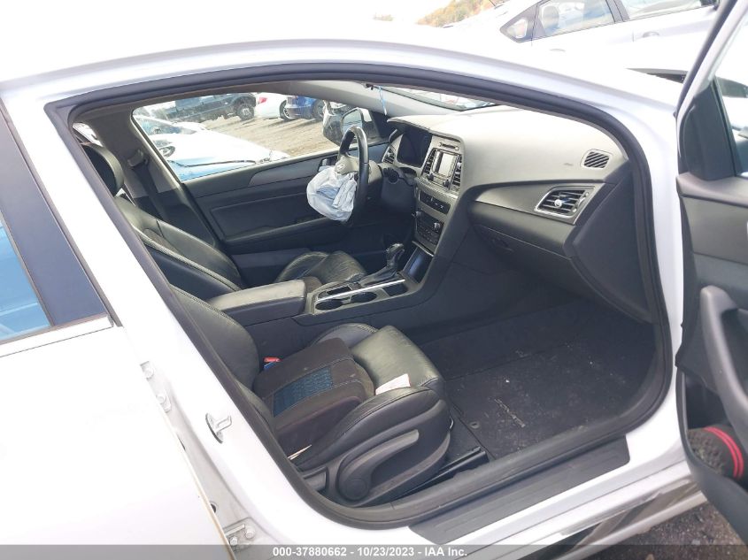 2015 HYUNDAI SONATA 2.4L SPORT - 5NPE34AF4FH107278