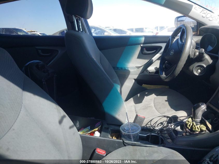 2015 HYUNDAI ELANTRA SE - KMHDH4AE9FU294555