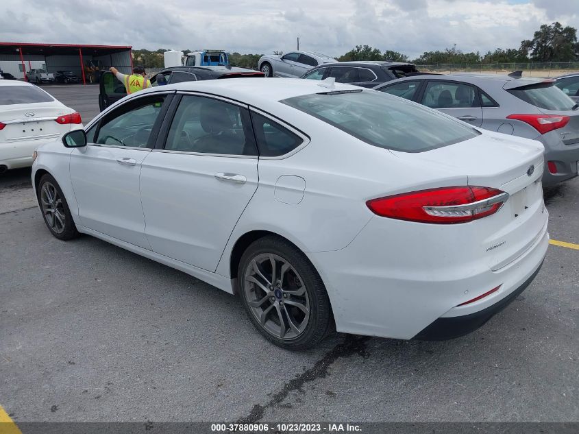 3FA6P0CD3KR270787 Ford Fusion SEL 3