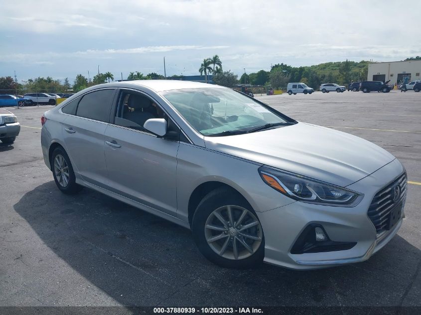 2019 HYUNDAI SONATA SE - 5NPE24AF4KH802485