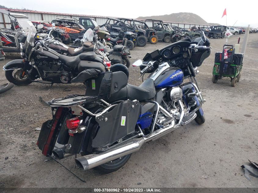 2011 HARLEY-DAVIDSON FLHTCUSE6 - 1HD1PR814BB956931
