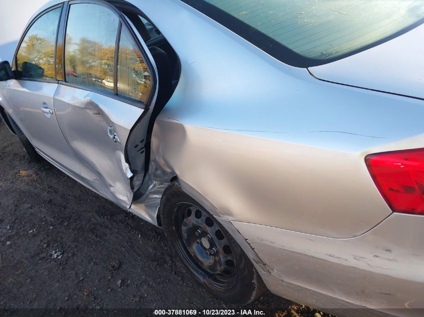 2014 VOLKSWAGEN JETTA SEDAN SE - 3VWD17AJ4EM254357