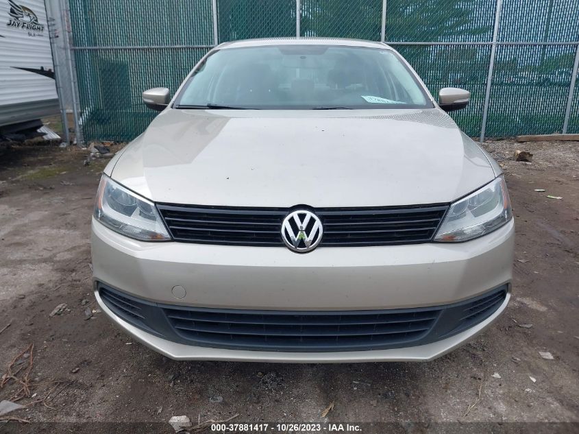 2014 VOLKSWAGEN JETTA SEDAN SE 3VWD17AJ8EM263448