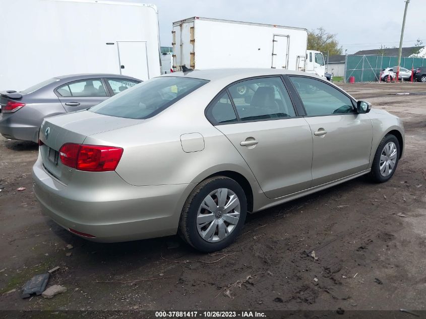 2014 VOLKSWAGEN JETTA SEDAN SE 3VWD17AJ8EM263448