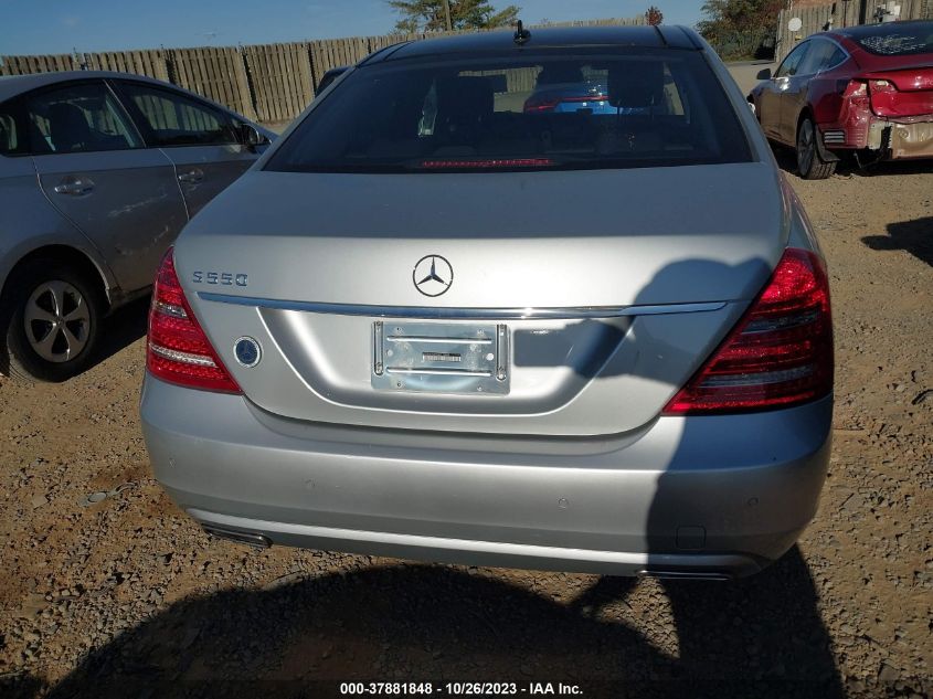 2013 MERCEDES-BENZ S-CLASS S 550 WDDNG7DB1DA515889