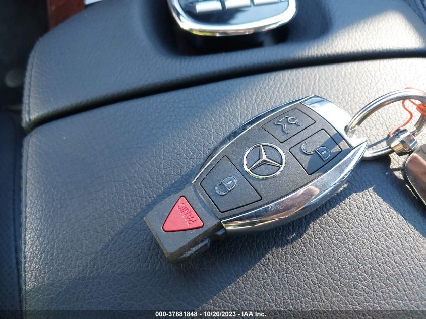 2013 MERCEDES-BENZ S-CLASS S 550 WDDNG7DB1DA515889