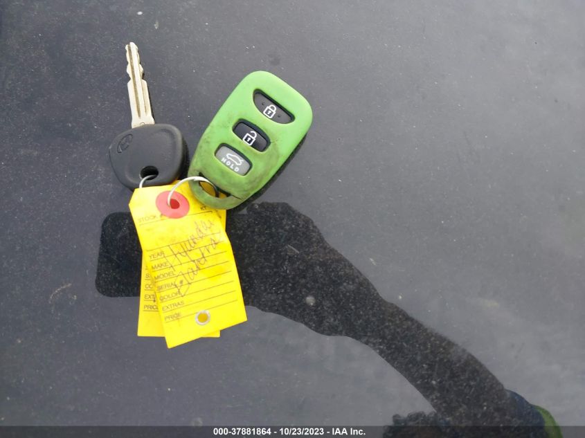 2014 HYUNDAI ELANTRA SE - KMHDH4AE5EU138754