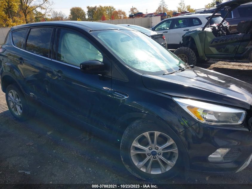 2017 FORD ESCAPE SE - 1FMCU0GD2HUD74460