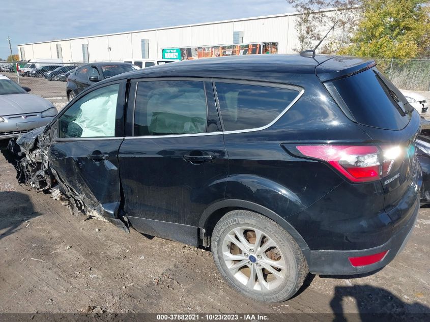 2017 FORD ESCAPE SE - 1FMCU0GD2HUD74460