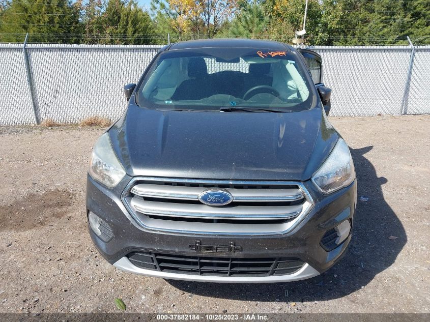 2017 FORD ESCAPE SE - 1FMCU0GD7HUC03901