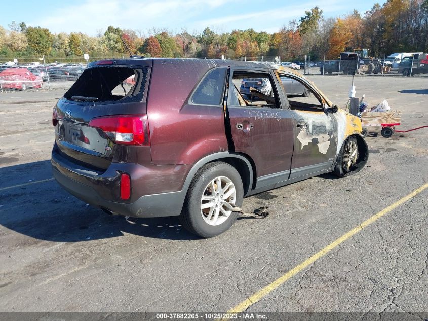 2014 KIA SORENTO LX - 5XYKTCA61EG539099