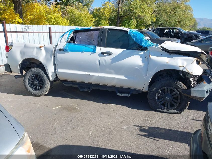 2013 TOYOTA TUNDRA 4WD TRUCK 5TFDW5F1XDX304477