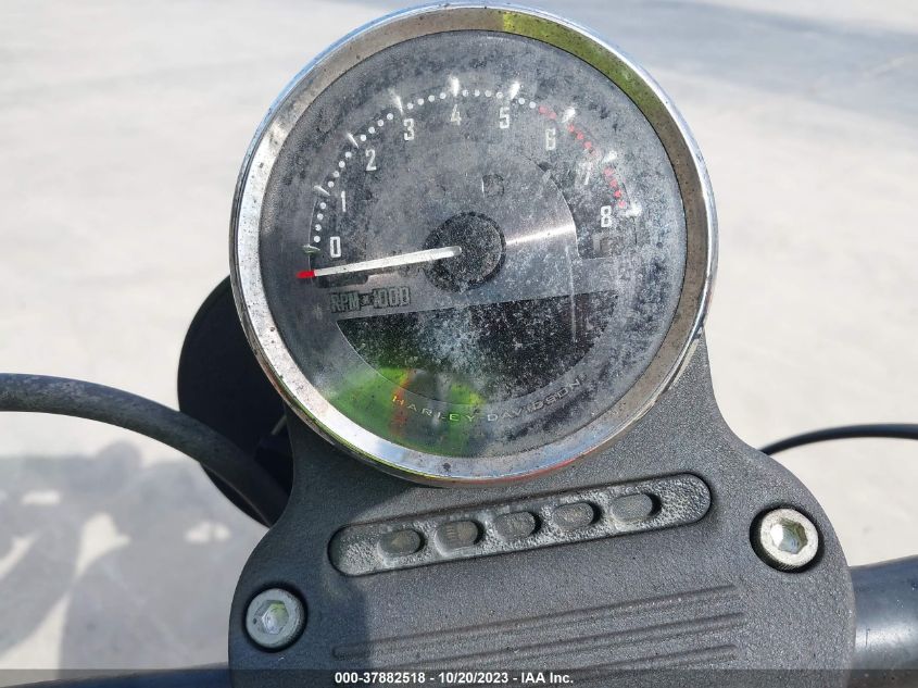 2013 HARLEY-DAVIDSON XL883 IRON 883 - 1HD4LE23XDC449797