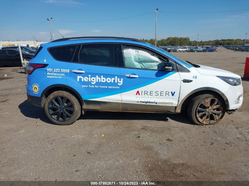 2017 FORD ESCAPE TITANIUM - 1FMCU0JD5HUD72629