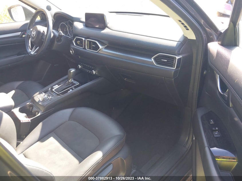 VIN JM3KFACM2K1660069 2019 MAZDA CX-5 TOURING