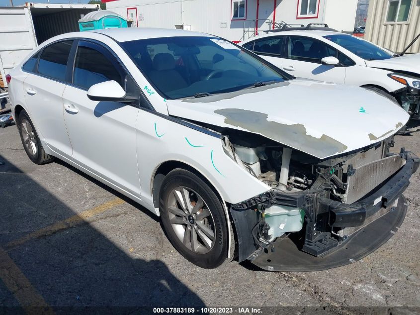 2015 HYUNDAI SONATA 2.4L SE - 5NPE24AF7FH042848