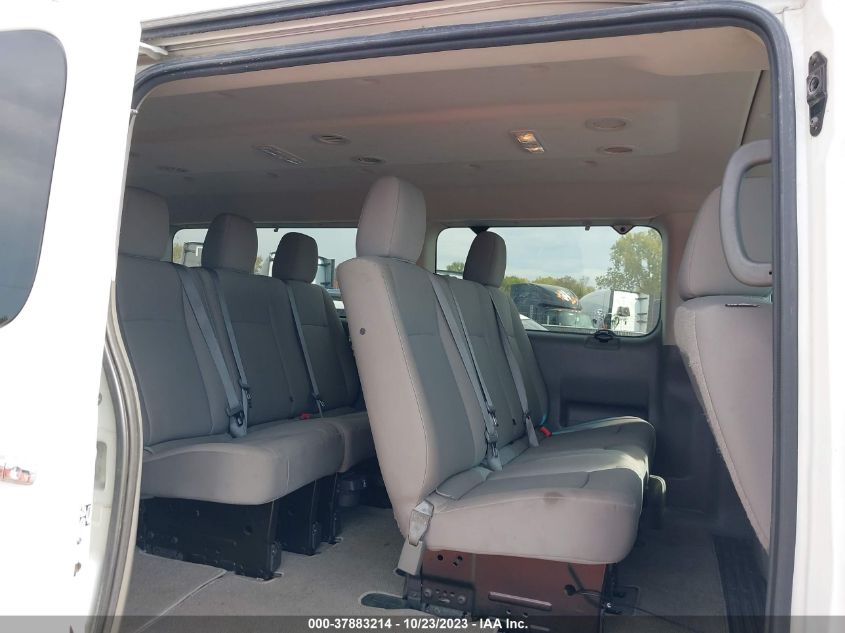 2015 NISSAN NVP SV - 5BZAF0AA0FN851852