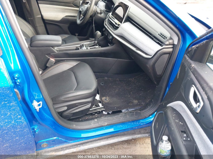 VIN 3C4NJDFB0NT209185 2022 JEEP COMPASS LATITUDE LUX