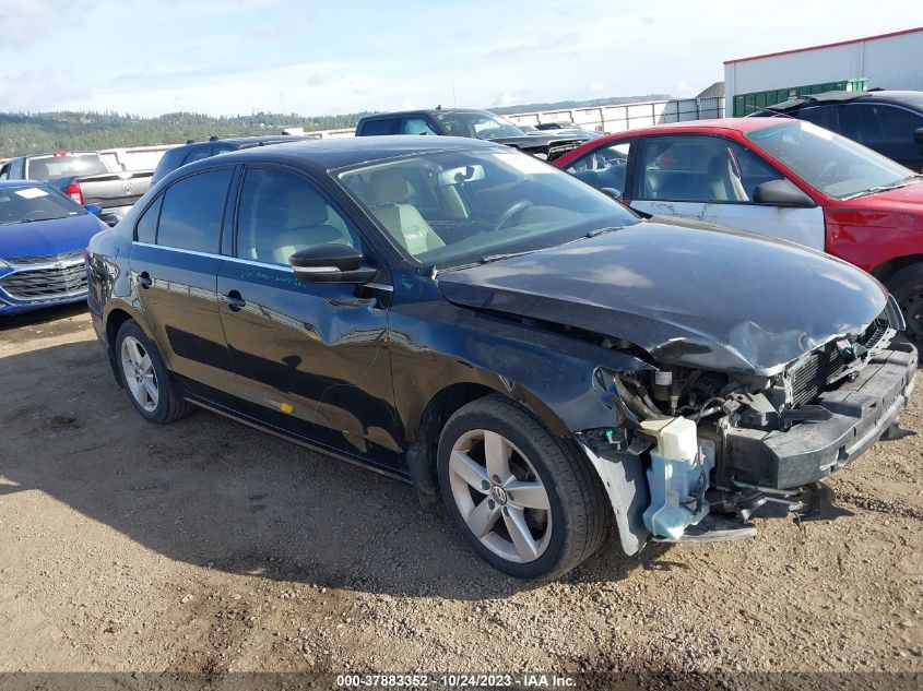 2013 VOLKSWAGEN JETTA SEDAN TDI W/PREMIUM - 3VWLL7AJ0DM377710