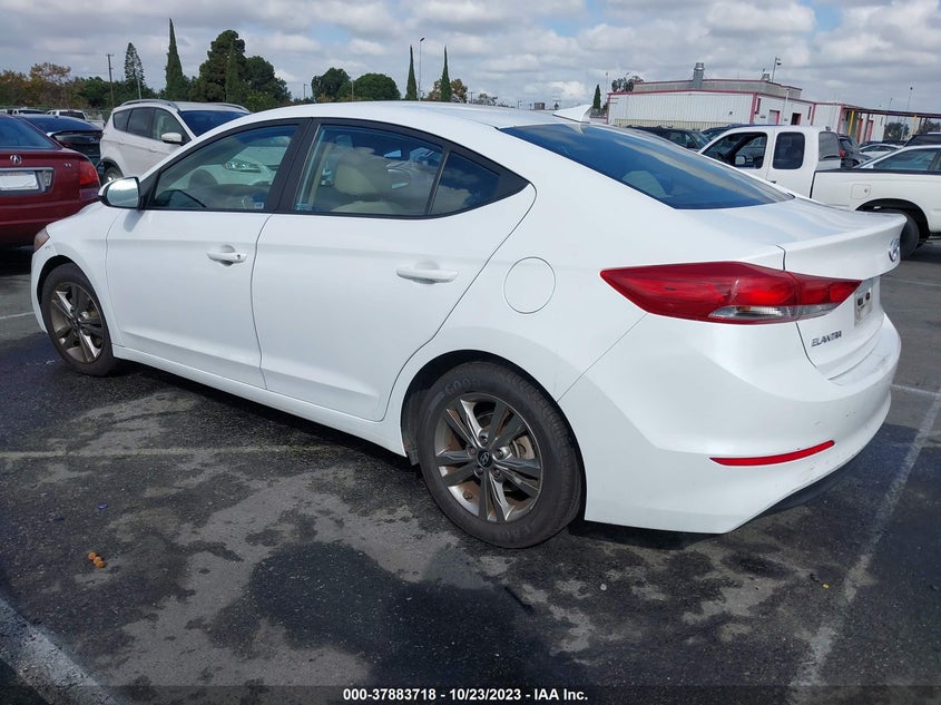 VIN 5NPD84LF3JH237782 2018 HYUNDAI ELANTRA SEL
