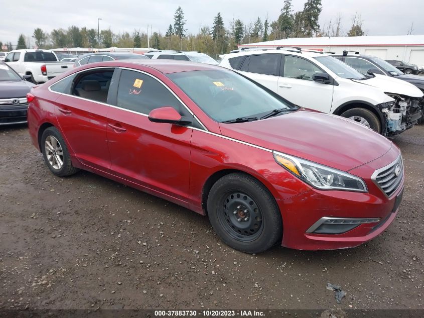 2015 HYUNDAI SONATA 2.4L SE - 5NPE24AF2FH017100