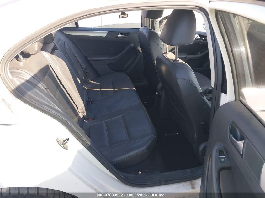 2014 VOLKSWAGEN JETTA SEDAN SE W/CONNECTIVITY 3VWD17AJXEM356908