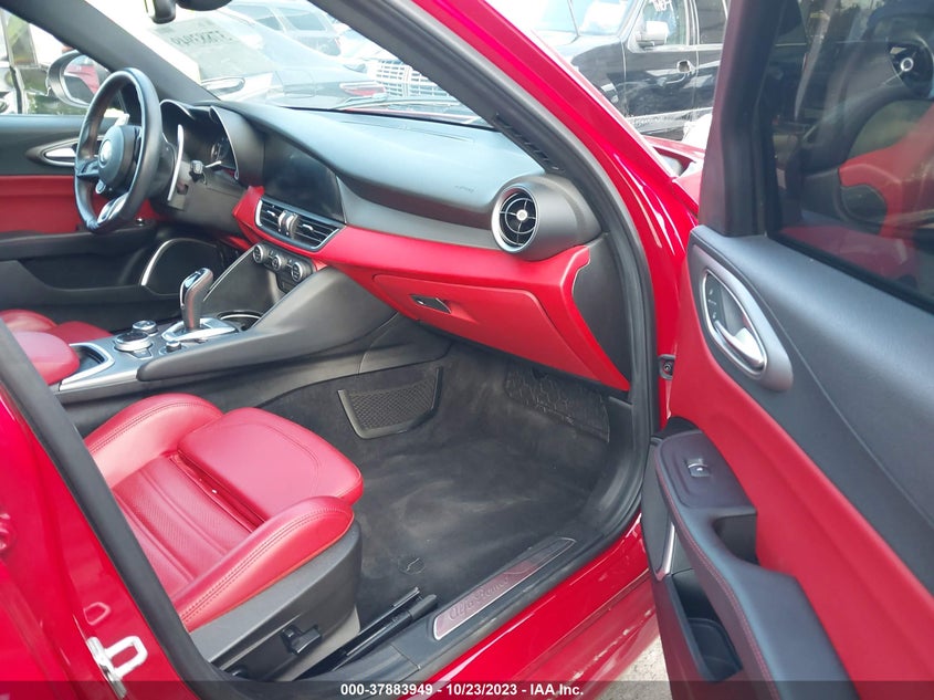 VIN ZARFAMBNXL7635137 2020 ALFA ROMEO GIULIA TI