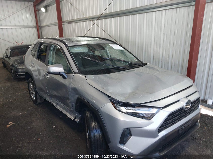 VIN 2T3W1RFV5NW234362 2022 TOYOTA RAV4 XLE