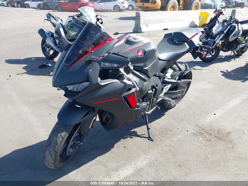 VIN JH2SC771XJK100014 2018 HONDA CBR1000 RR
