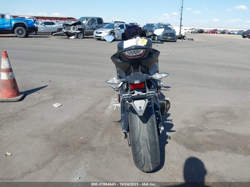 VIN JH2SC771XJK100014 2018 HONDA CBR1000 RR