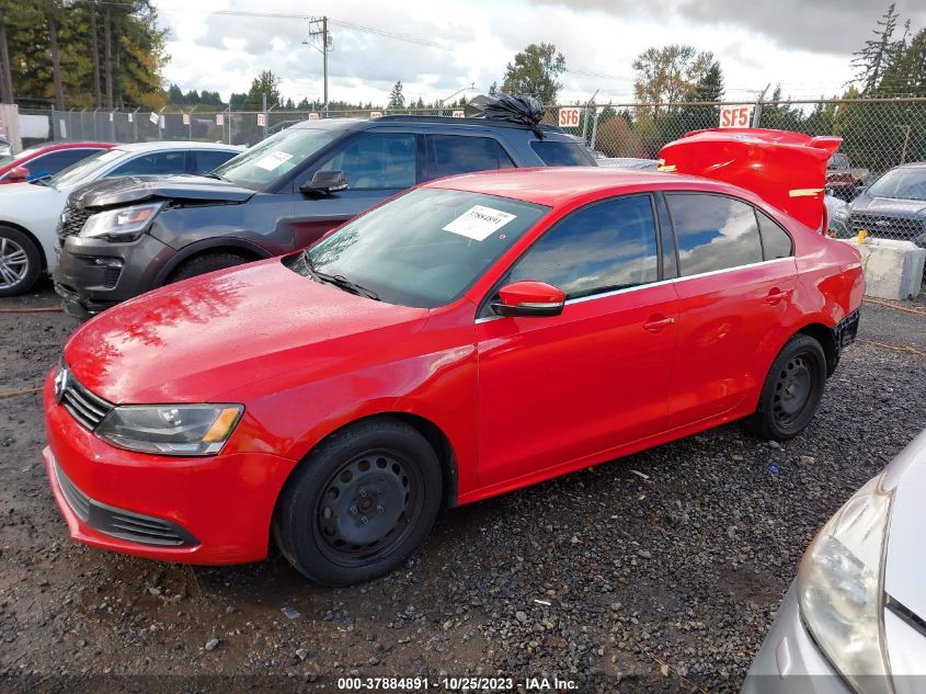 2013 VOLKSWAGEN JETTA SEDAN SE - 3VWDP7AJ3DM218737