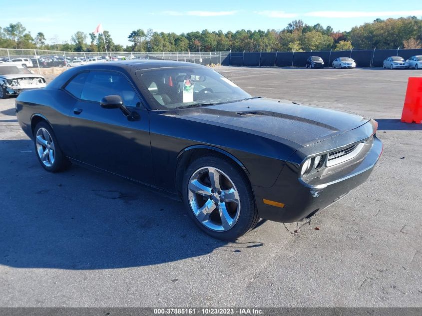 2013 DODGE CHALLENGER SXT - 2C3CDYAG2DH635657